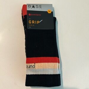 🎉🎉🎉Grey tan and orange striped sturdy and cute grip socks